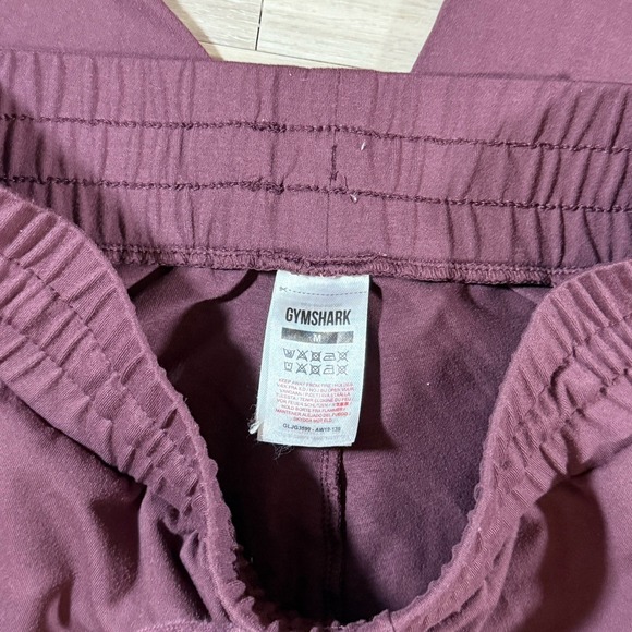 Gymshark Women's  Joggers  Size‎ Medium Red Wine Nylon Stretch Logo - Picture 4 of 6